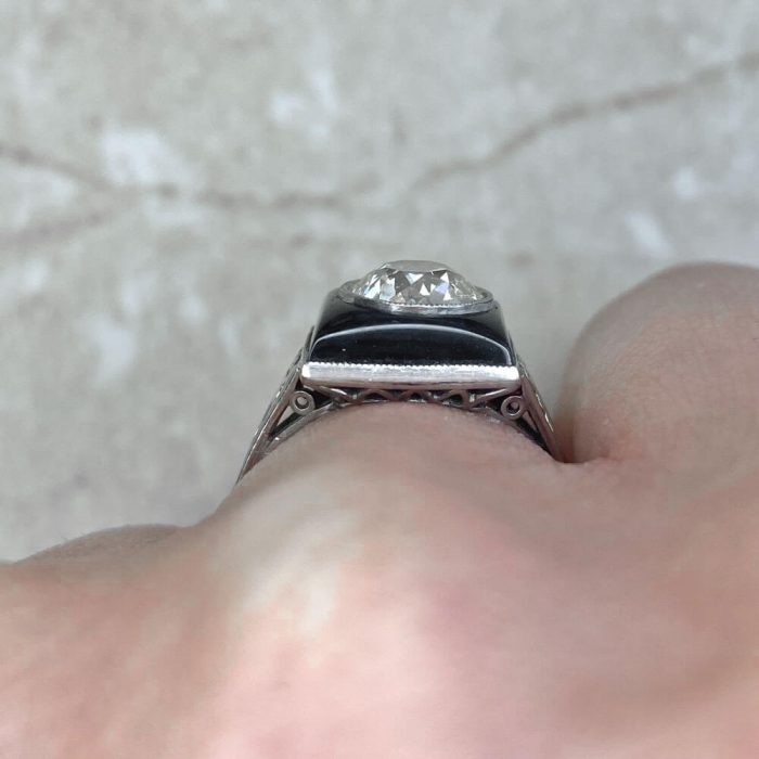 Platinum Mounting Open Work Under Gallery Onyx Halo 14265-F4