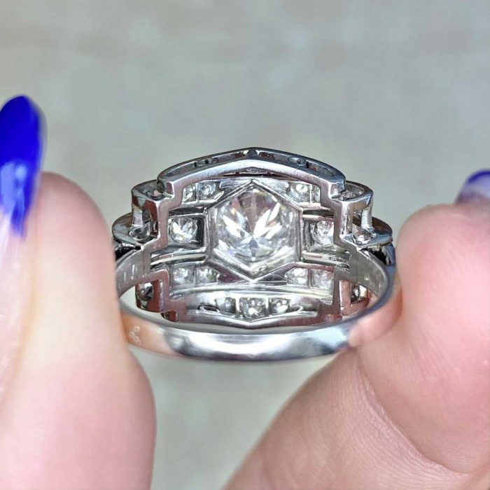 Platinum Mounting Diamond Decorated Cocktail Ring 14280-F6